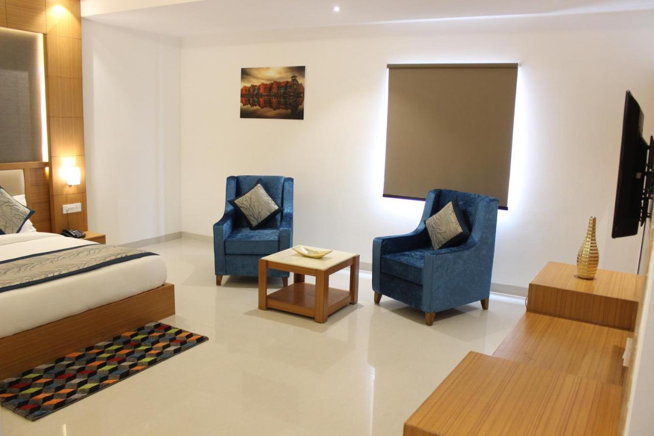 Hotel International Inn By Star Group - Near Delhi Airport Neu-Delhi Exterior foto